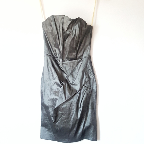 BEAUTIFUL SILVER DRESS - Picture 3 of 8